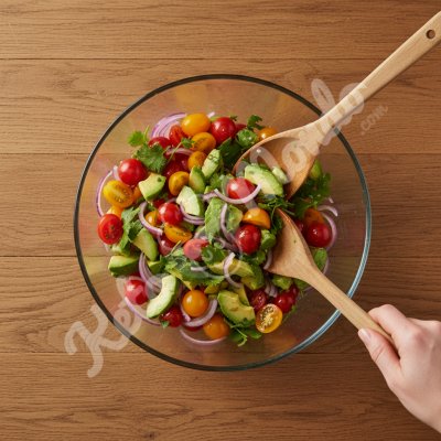 Tomaten-, Avocado- und Zwiebelsalat