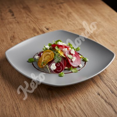 Salade de betterave, chèvre et cresson